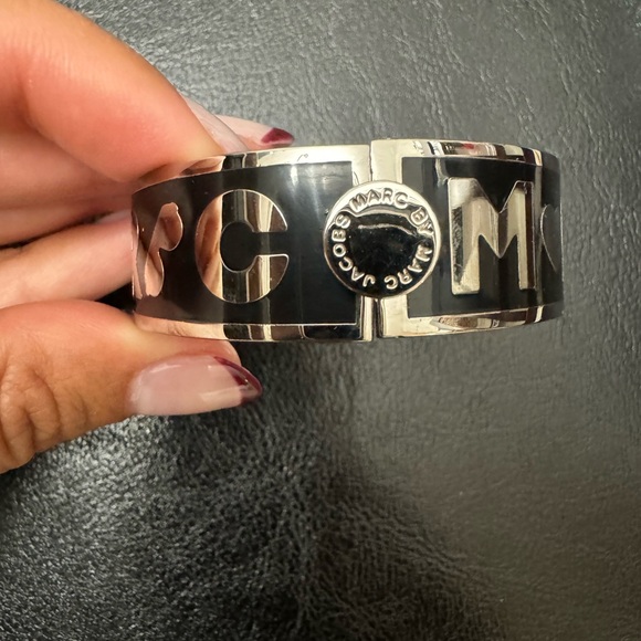 Marc By Marc Jacobs ‘Mini Charms’ Icon Hinged Bracelet - Picture 5 of 5